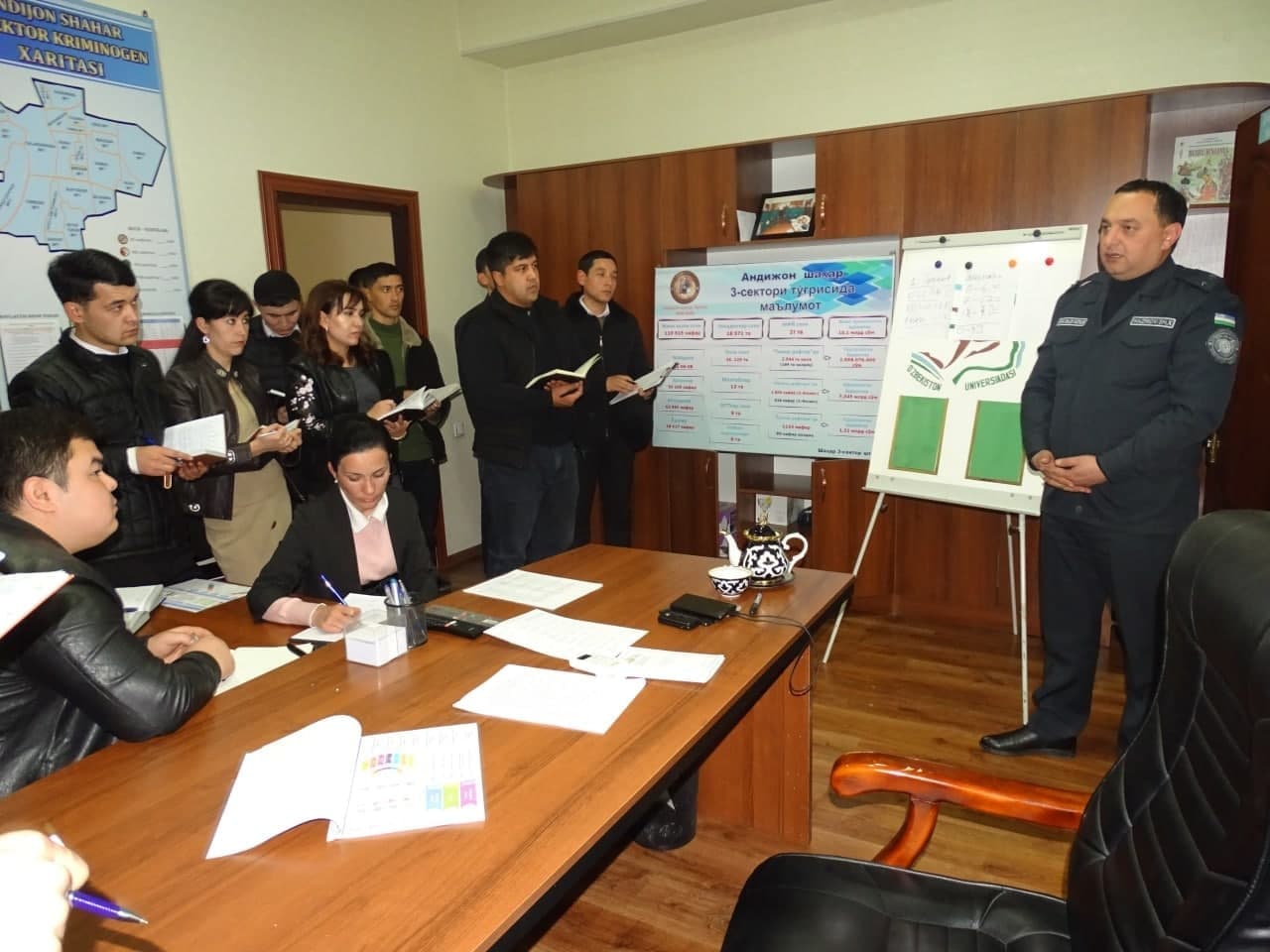 Andijon shahar bo‘yicha IIOFMB boshlig‘i 3-sektor hududidagi yoshlar yetakchilari bilan uc…