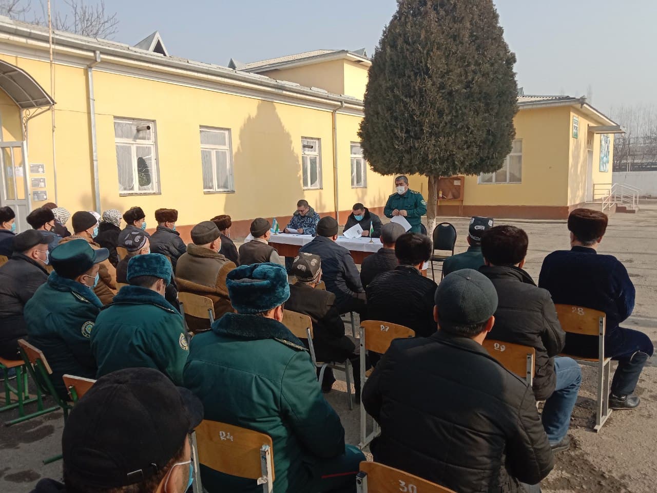 Spirtli ichimlik taʼsirida sodir etilgan jinoyat keng jamoatchilik ishtirokida muhokama qi…