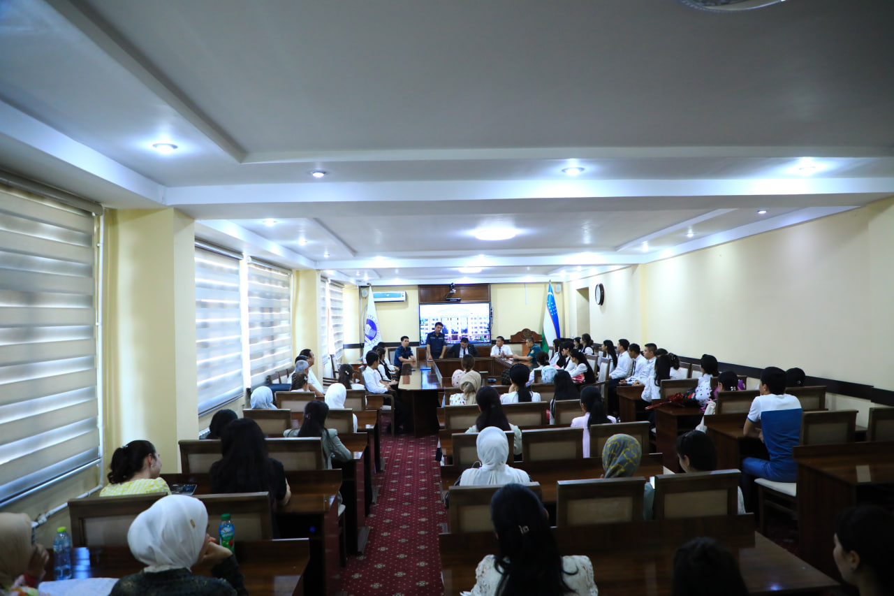 Andijon davlat universitetida o‘tkazilgan davra suhbatida jinoyatchilik va huquqbuzarlikla…