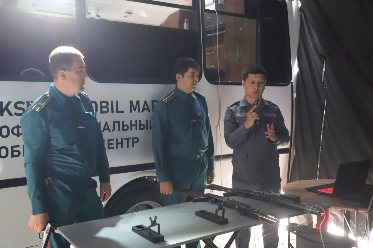 Андижонда ИИВ Жамоат хавфсизлиги департаменти ходимлари томонидан “Isuzu” русумли автобус …
